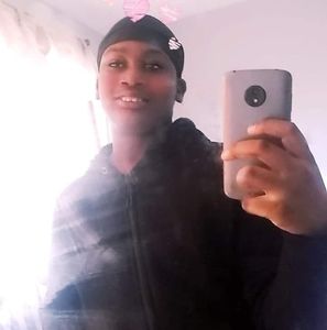 Meet your Posher, Lakeisha